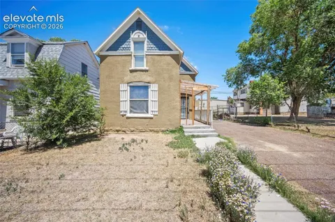 605 W 8th Street