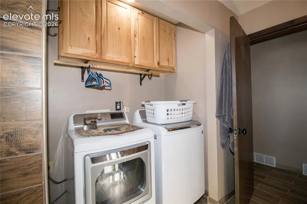 373 G STREET Penrose, CO 81240