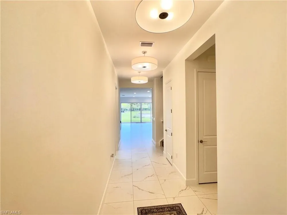 2864 Bloomfield Way Naples, FL 34116