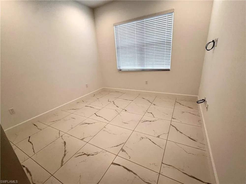2864 Bloomfield Way Naples, FL 34116