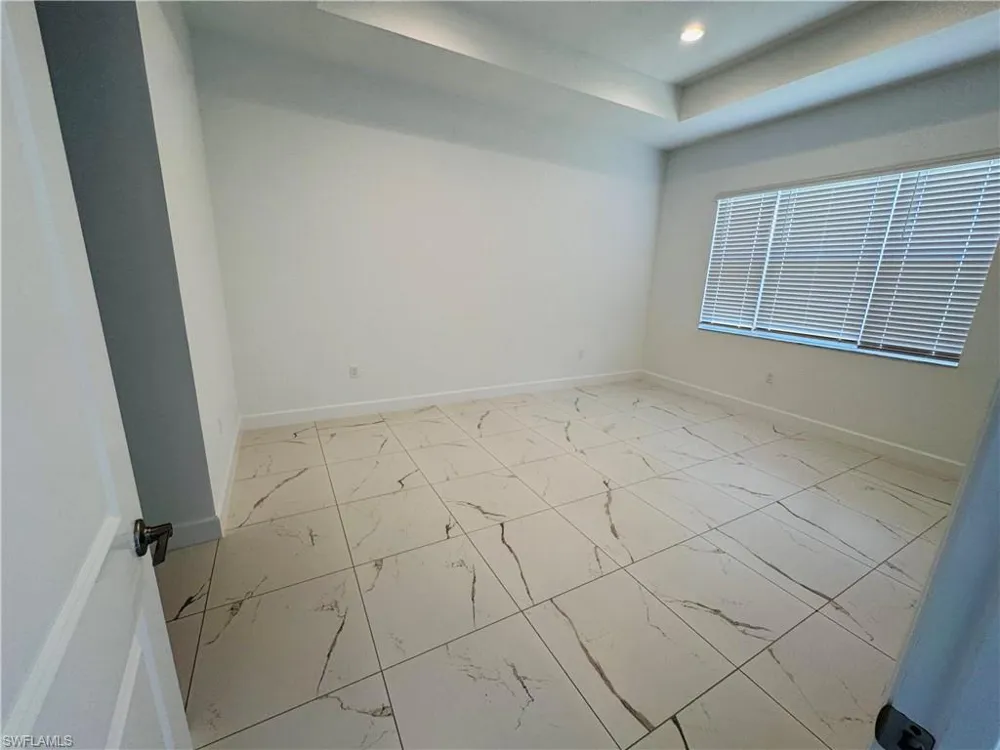 2864 Bloomfield Way Naples, FL 34116
