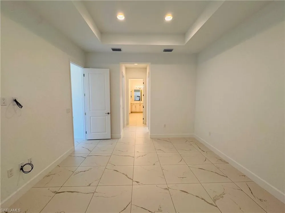 2864 Bloomfield Way Naples, FL 34116
