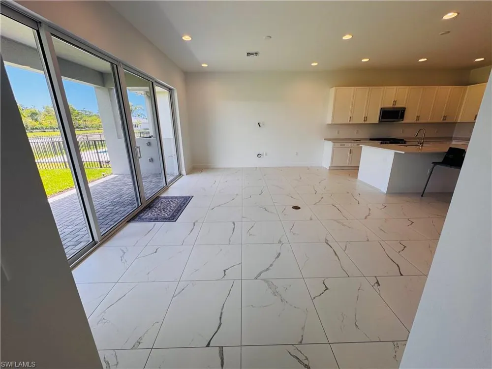 2864 Bloomfield Way Naples, FL 34116
