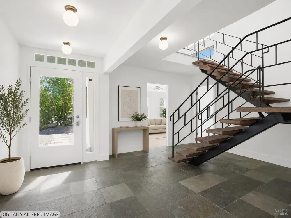 821 Las Colindas Road San Rafael, CA 94903