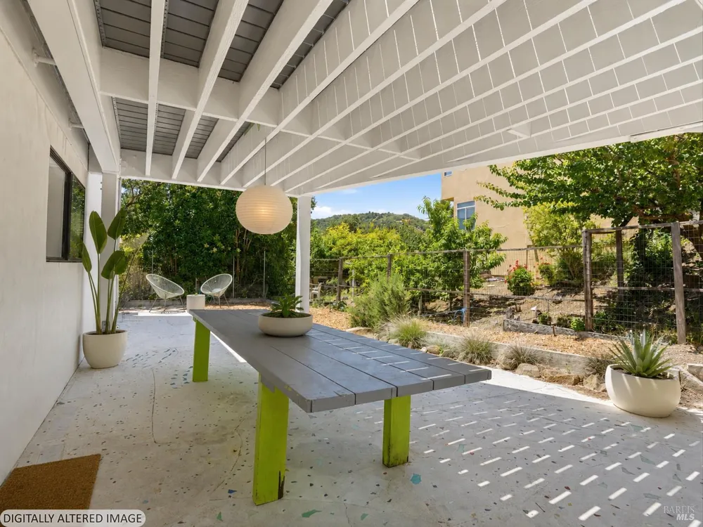821 Las Colindas Road San Rafael, CA 94903