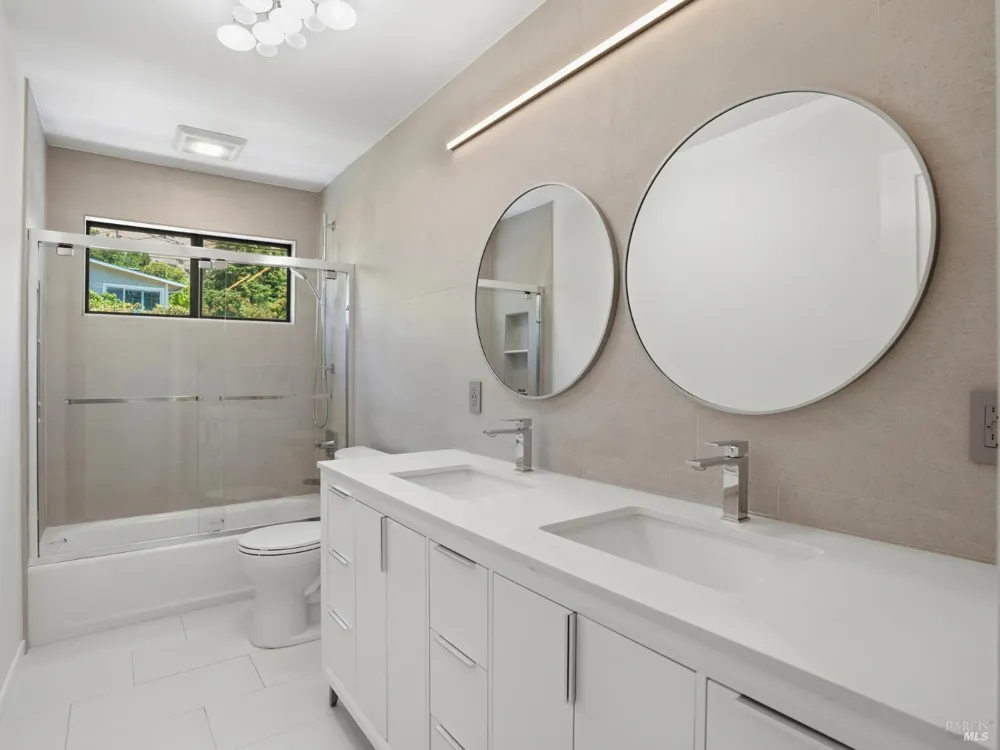 821 Las Colindas Road San Rafael, CA 94903