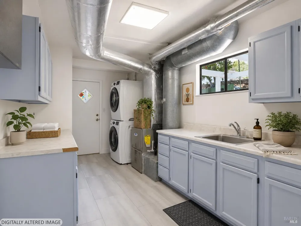 821 Las Colindas Road San Rafael, CA 94903