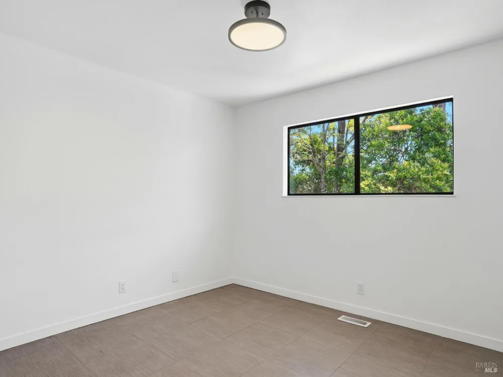 821 Las Colindas Road San Rafael, CA 94903