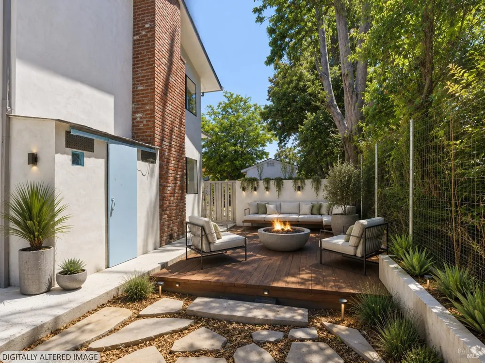 821 Las Colindas Road San Rafael, CA 94903