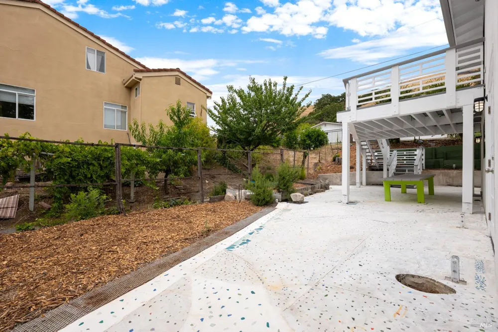 821 Las Colindas Road San Rafael, CA 94903