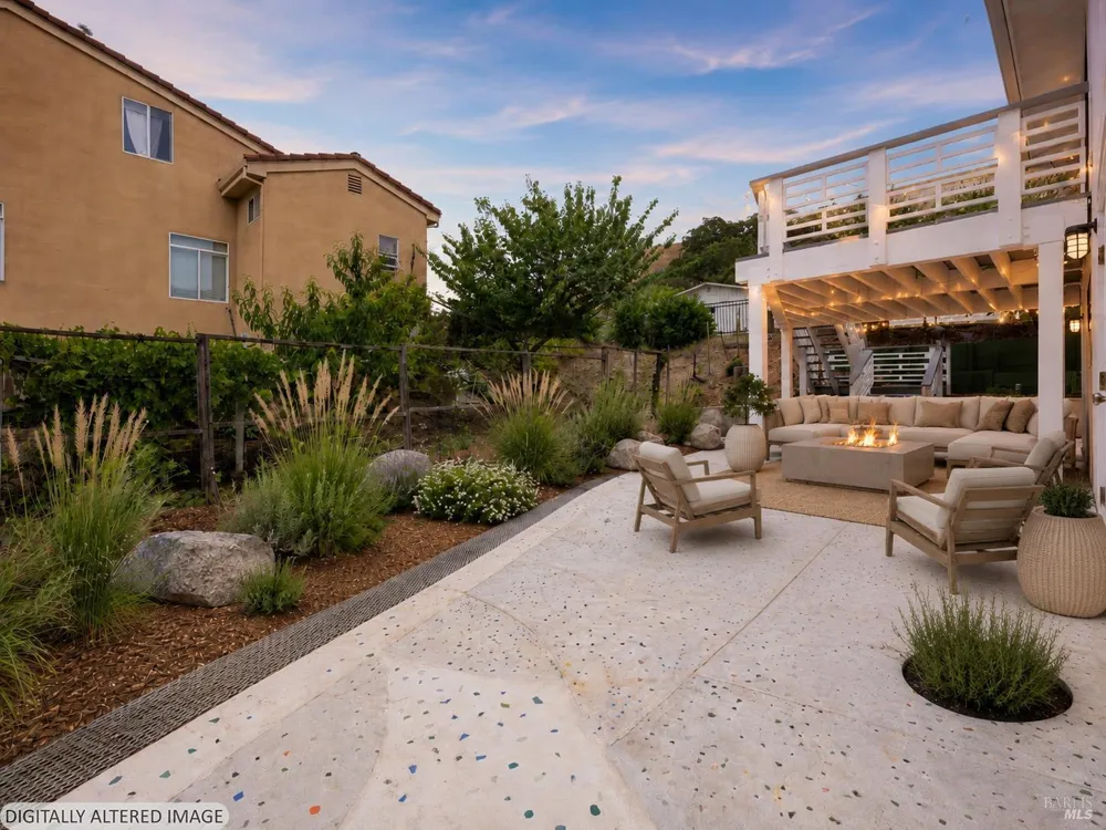 821 Las Colindas Road San Rafael, CA 94903