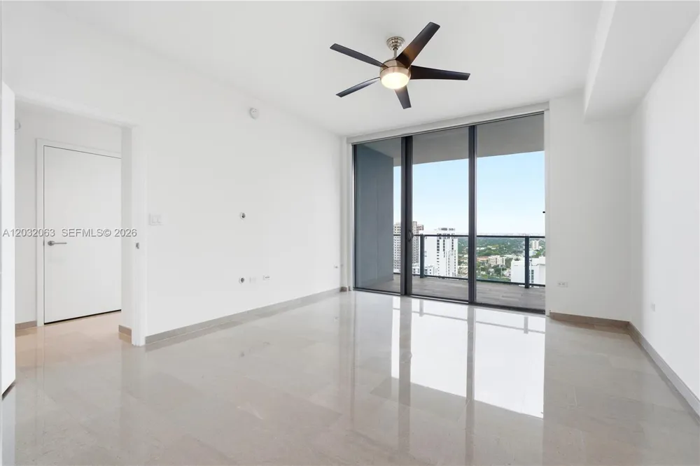 88 SW 7th St #2302 Miami, FL 33130