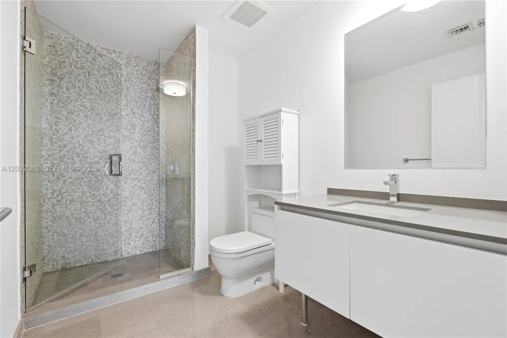 88 SW 7th St #2302 Miami, FL 33130