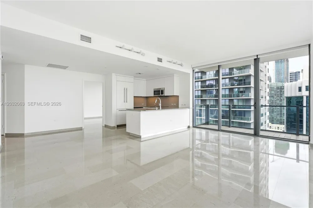 88 SW 7th St #2302 Miami, FL 33130