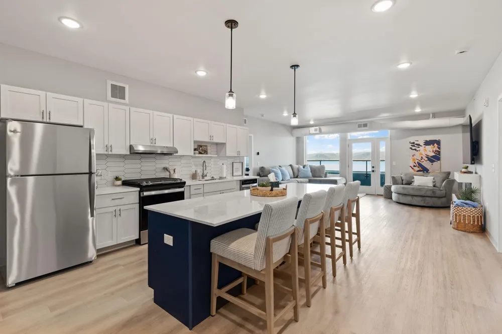 907 Lakeshore Drive #303 Lake City, MN 55041