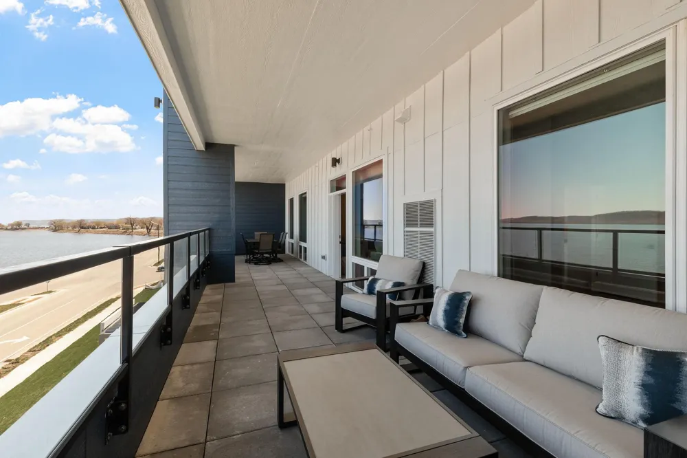 907 Lakeshore Drive #303 Lake City, MN 55041
