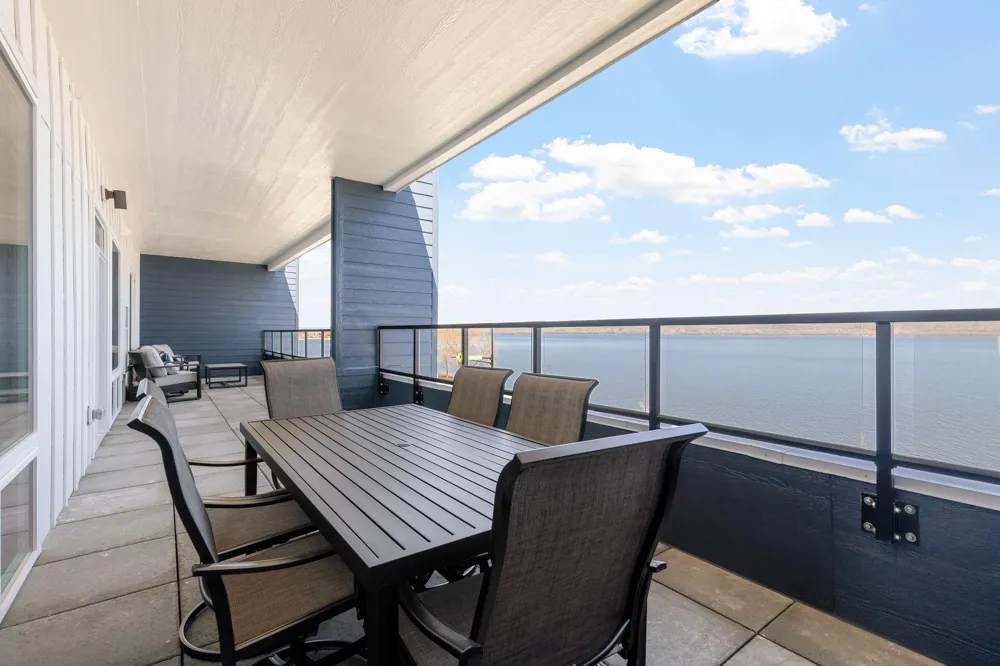 907 Lakeshore Drive #303 Lake City, MN 55041