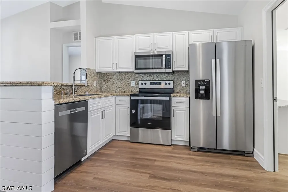2nd Avenue SE Naples, FL 34117