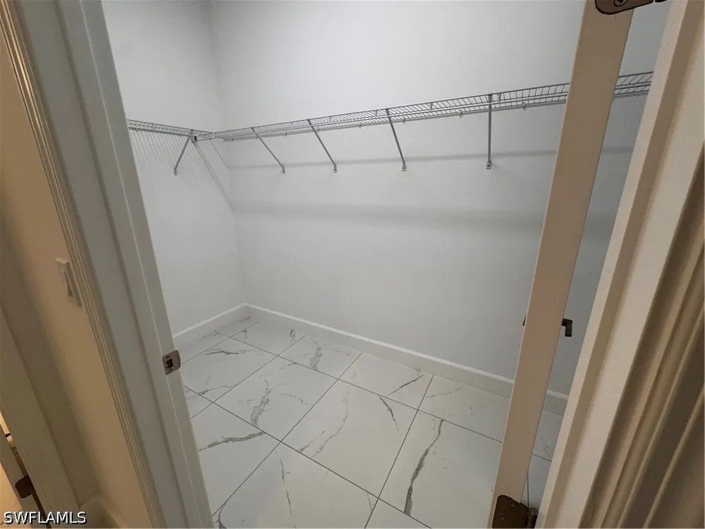 Bloomfield Way Naples, FL 34116