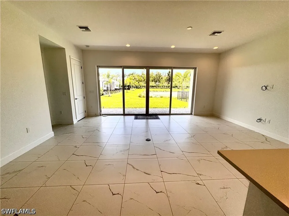 Bloomfield Way Naples, FL 34116