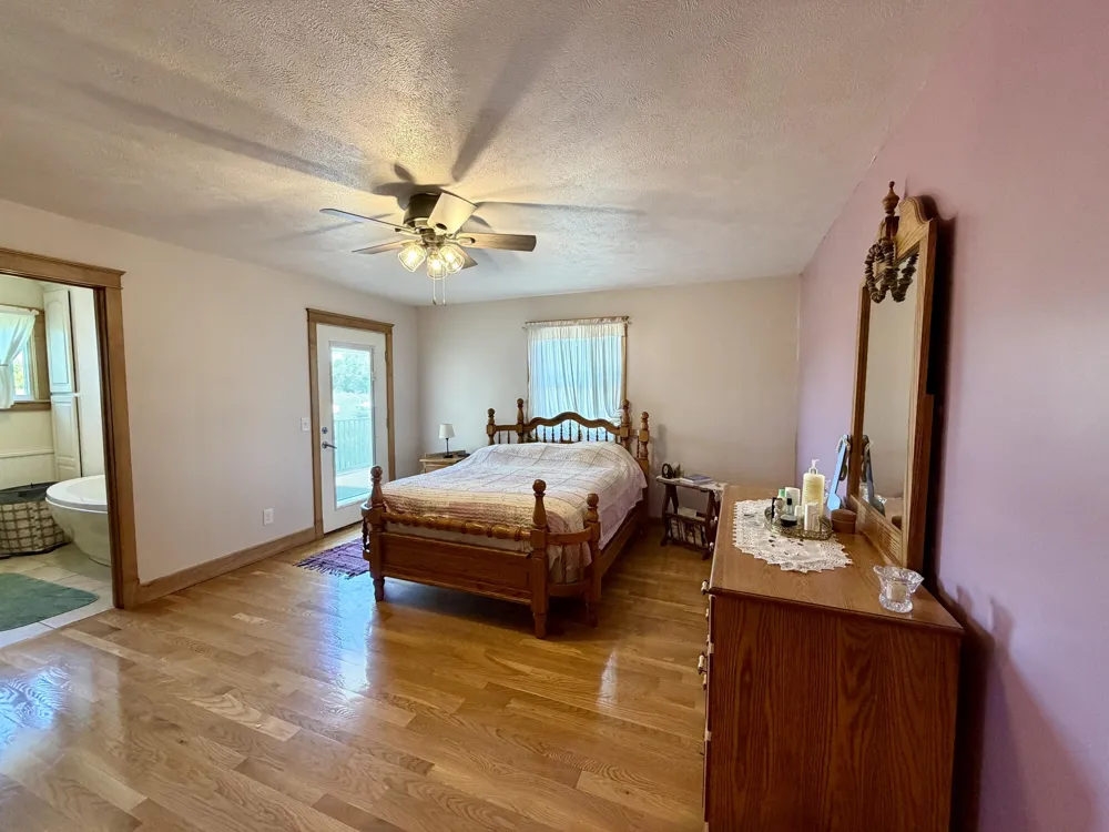 7300 W Kinsel Highway Vermontville Township, MI 49096