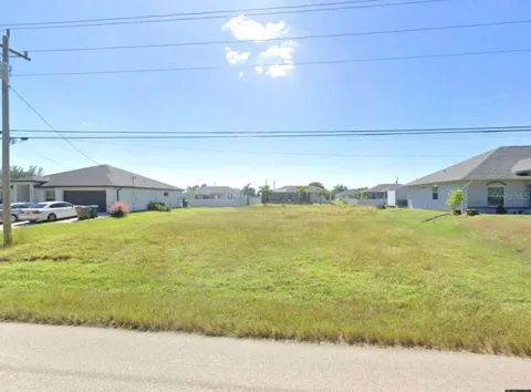 406 JACARANDA PKWY E