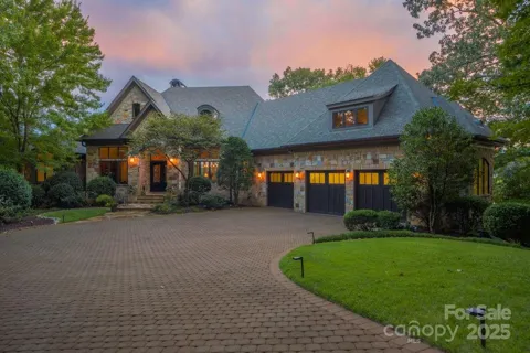 15 Water View Court
