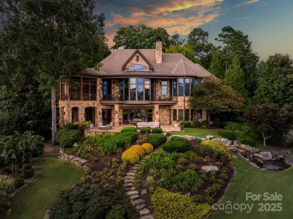 15 Water View Court Travelers Rest, SC 29690