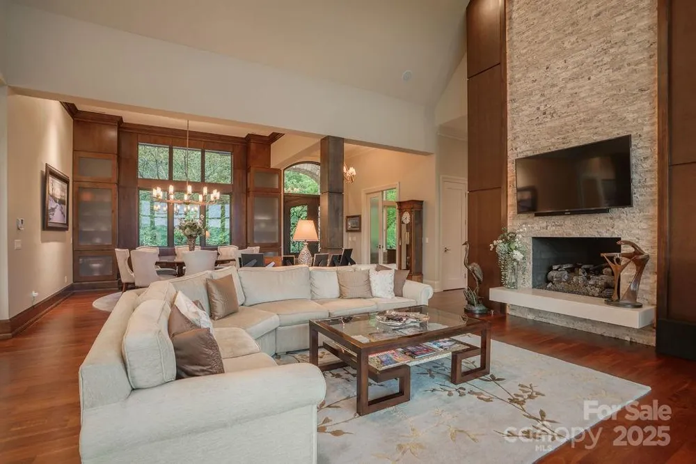 15 Water View Court Travelers Rest, SC 29690
