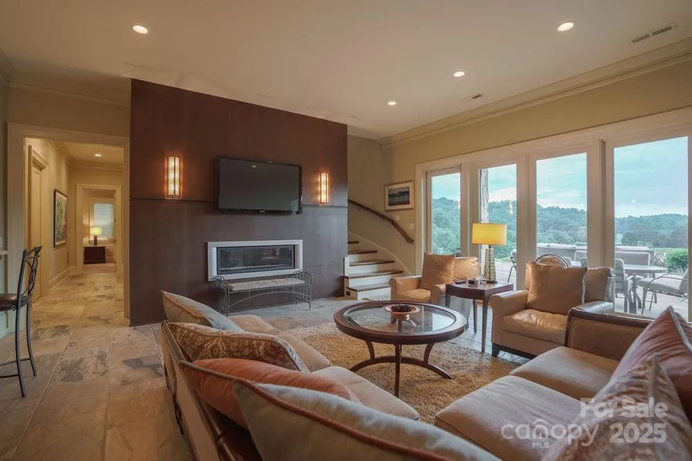 15 Water View Court Travelers Rest, SC 29690