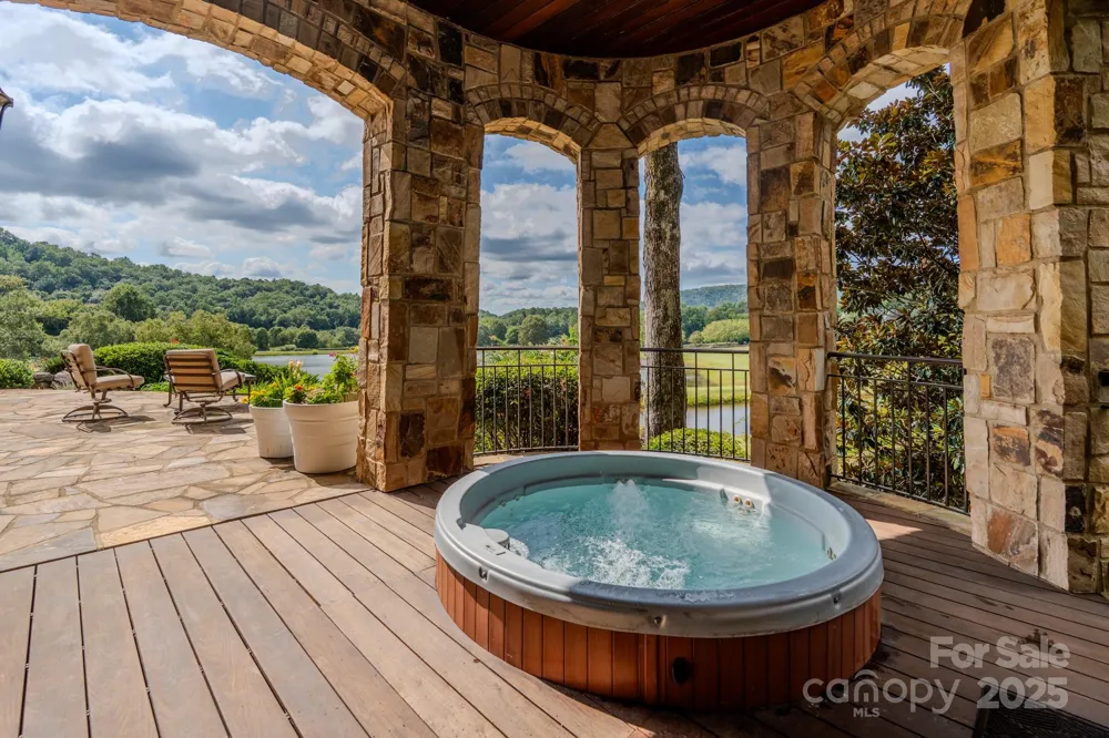 15 Water View Court Travelers Rest, SC 29690