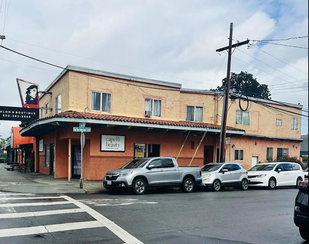 256167 El Camino Real Redwood City, CA 94061