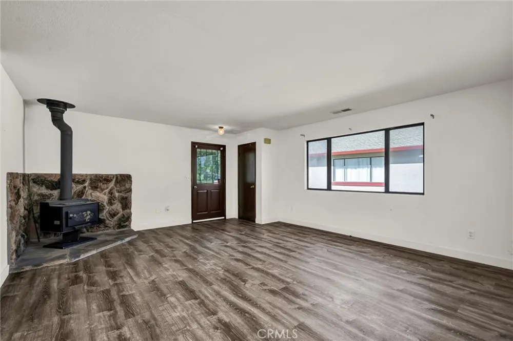 19270 Mountain Meadow S Hidden Valley Lake, CA 95467