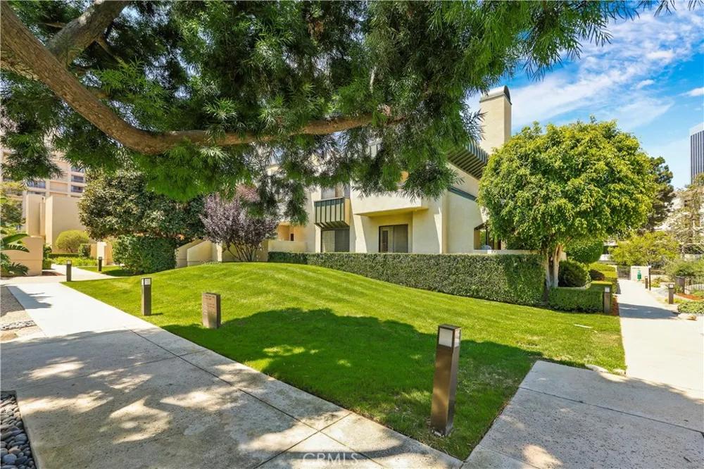 2235 Century Hill Los Angeles, CA 90067
