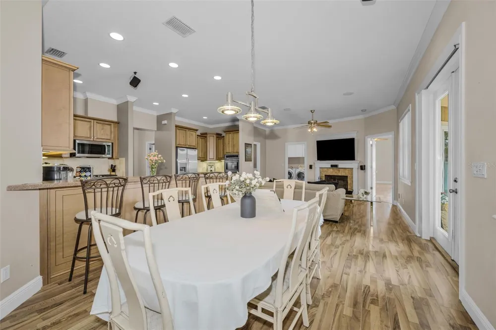 1888 BUGLE LANE Clearwater, FL 33764