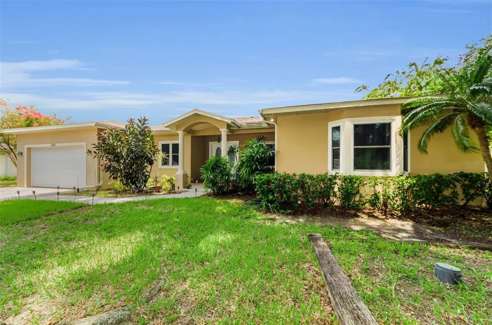 1888 BUGLE LANE Clearwater, FL 33764