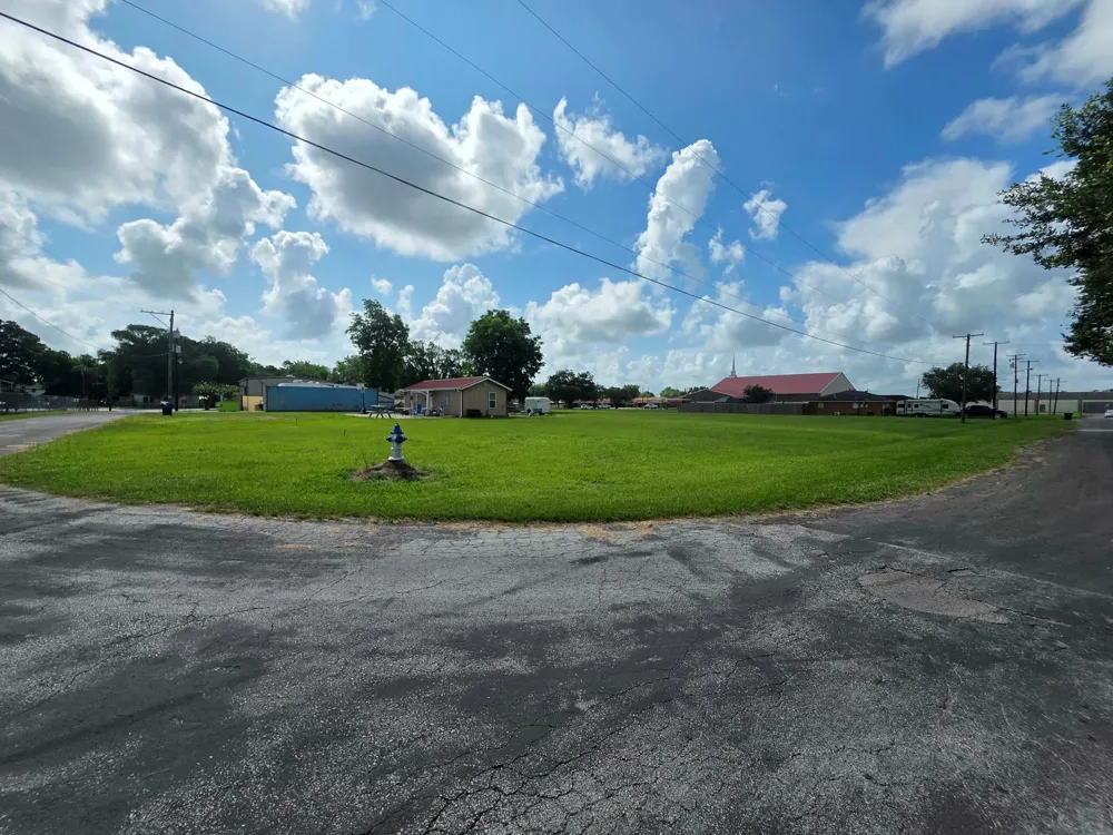 3205 Avenue E Bay City, TX 77414