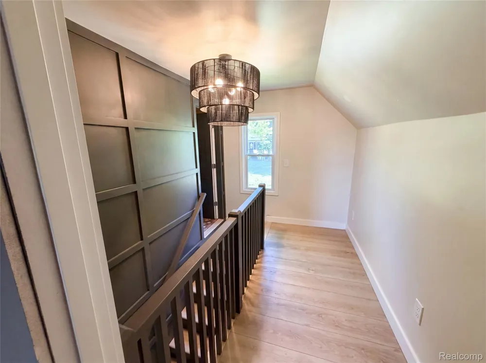 492 Algene Street Lake Orion Village, MI 48362