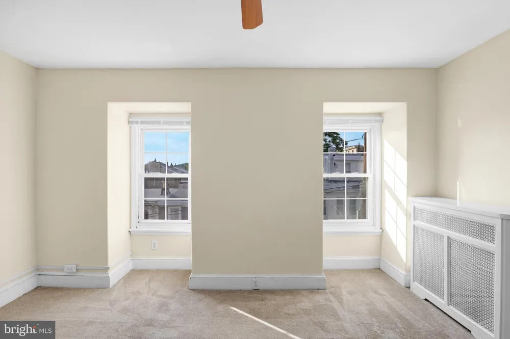 122 W SALAIGNAC STREET Philadelphia, PA 19127