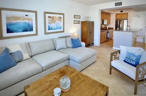 5490 La Jolla Blvd #K207