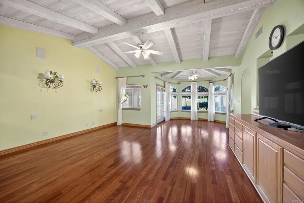 29629 Castleridge Road Valley Center, CA 92082