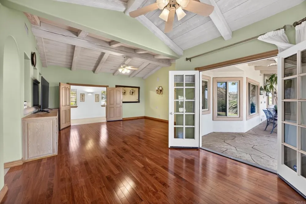 29629 Castleridge Road Valley Center, CA 92082