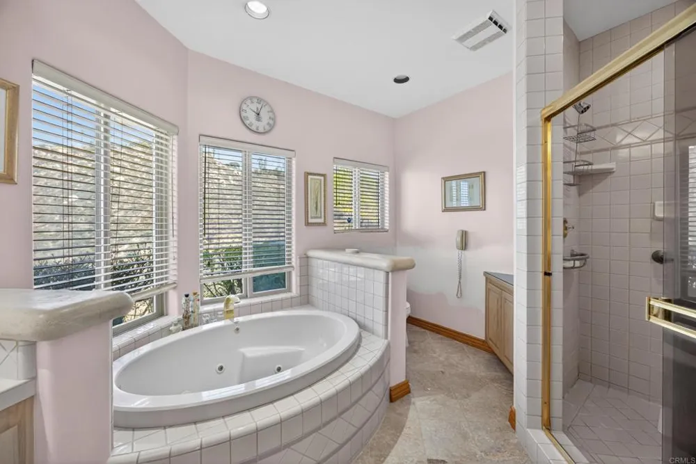 29629 Castleridge Road Valley Center, CA 92082