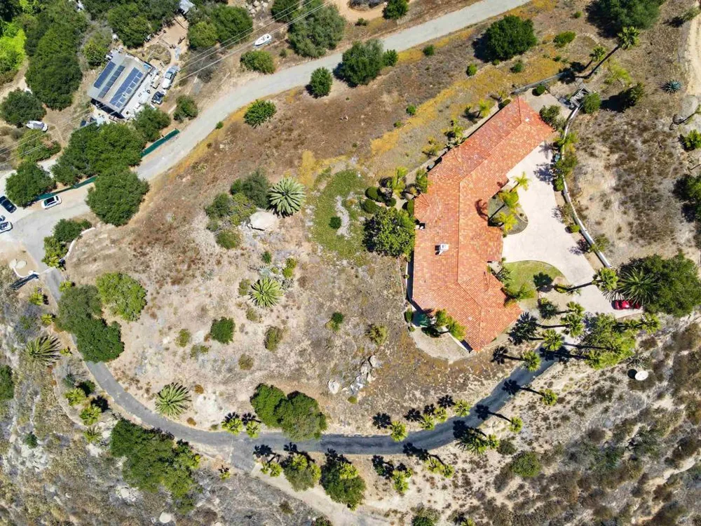 29629 Castleridge Road Valley Center, CA 92082