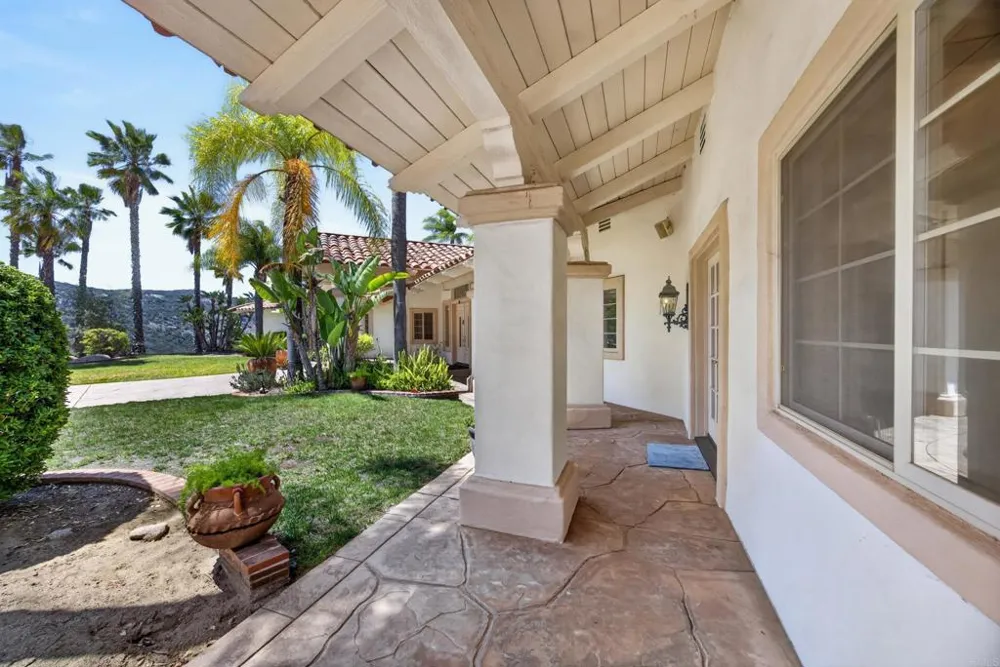 29629 Castleridge Road Valley Center, CA 92082