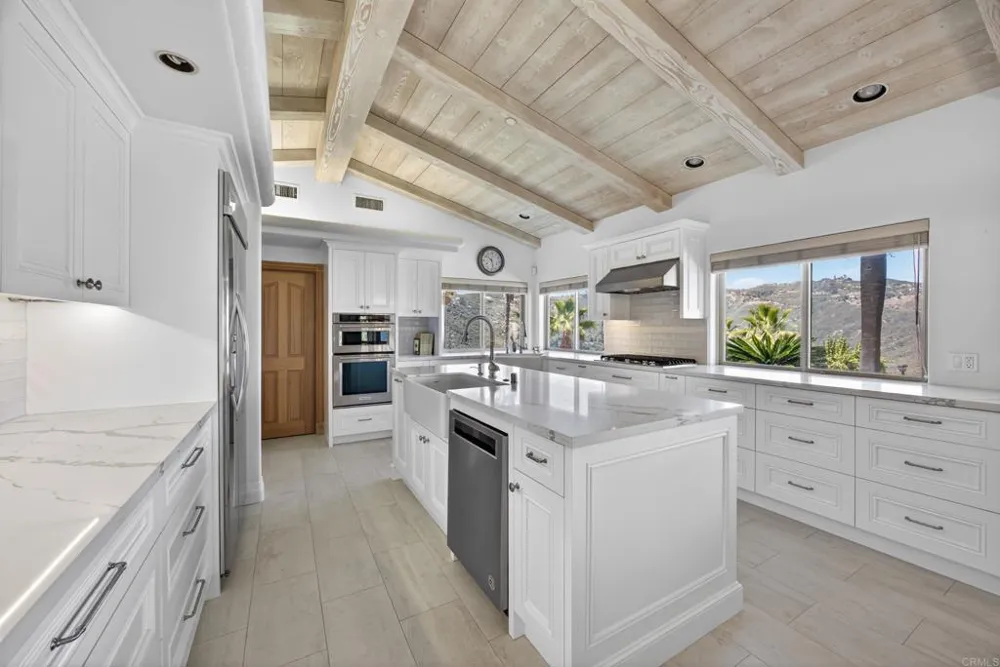 29629 Castleridge Road Valley Center, CA 92082