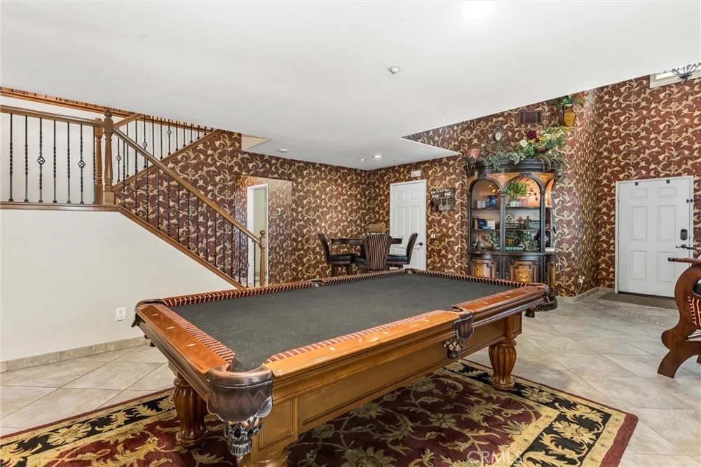7773 La Cresta Street Highland, CA 92346
