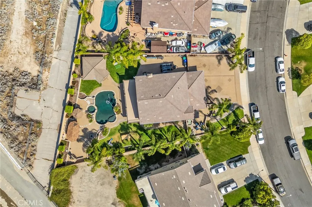 7773 La Cresta Street Highland, CA 92346
