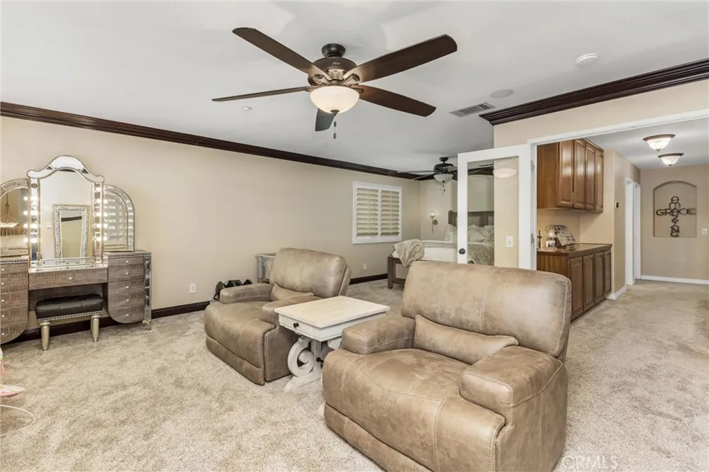 7773 La Cresta Street Highland, CA 92346