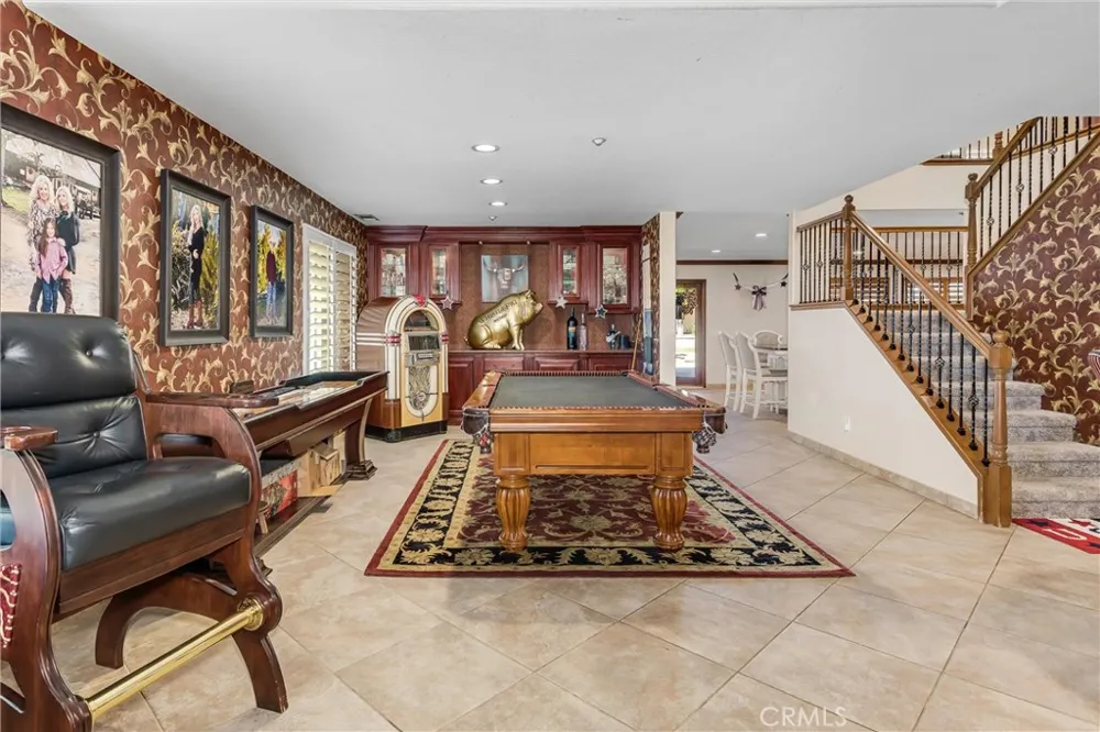 7773 La Cresta Street Highland, CA 92346